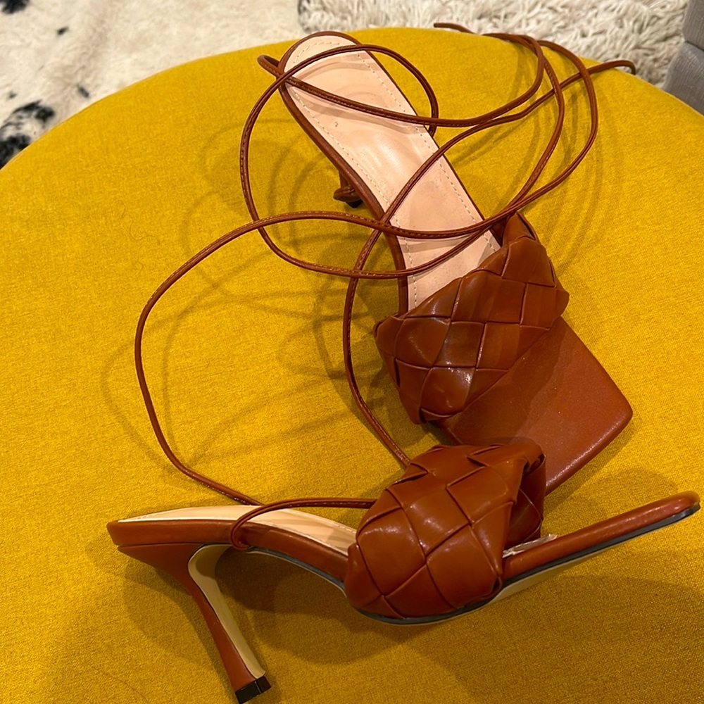 Womens lace up, low heel sandal